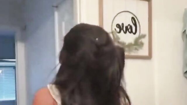 Another Influencer Caught Showing Her Breasts On IG Live - 3 image