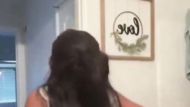 Another Influencer Caught Showing Her Breasts On IG Live - 4 image