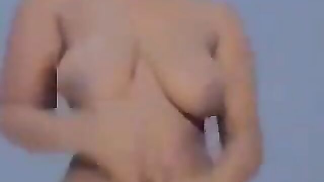 Tracy Nude Video From Uganda - 4 image