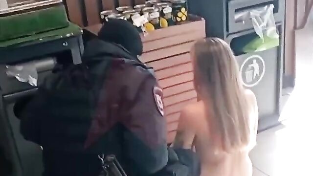 Russian Woman Caught Naked In Public In A Supermarket - 5 image
