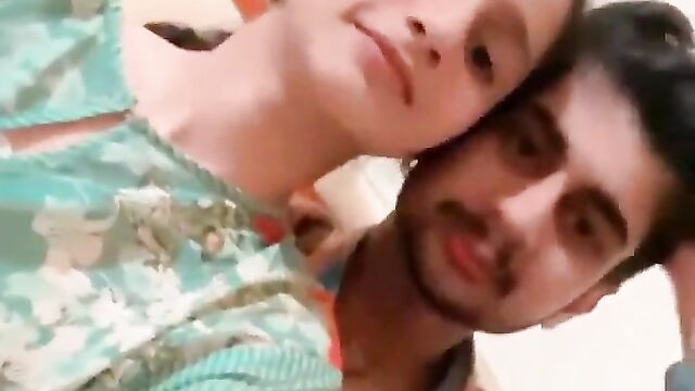 Pakistani Couple Honeymoon Sex Tape - 1 image