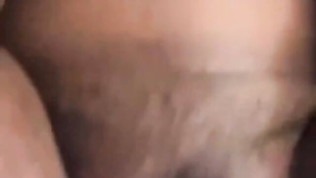 Pussy Exposed In Public As Nigerian Girl Gets Caught Playing With Her Pussy On Sex Video Call With Her Sugar Daddy - 4 image