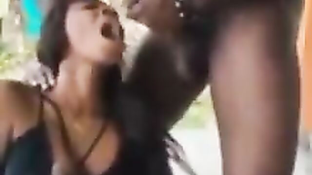 She Was Peeing In Public And He Started Fucking Her Doggy Style Till He Came - 5 image