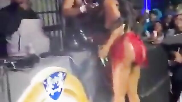Zodwa Wabantu Performing With Naked Girl Fucking Her Pussy With A Bottle In Public - Part 1 - 3 image