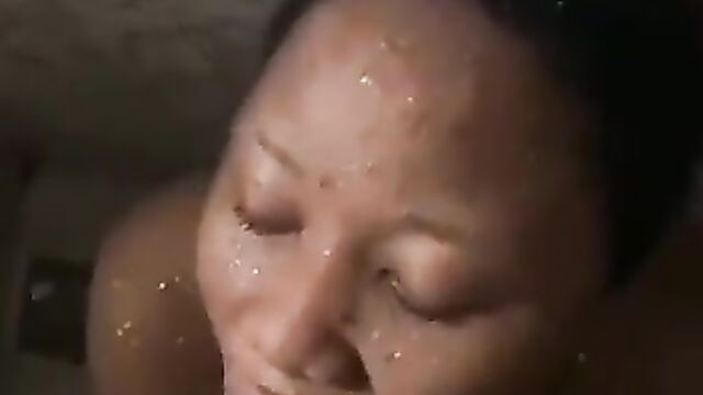 Ghana SHS Student Bathroom Blow Job Sex Tape - 3 image