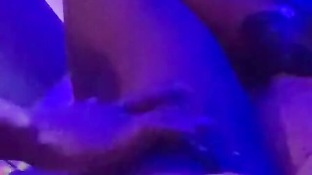 Fingering Toto And Playing With A Naked Stripper's Pussy In Public In A Nigerian Club Party (Full Video 18+) - 4 image
