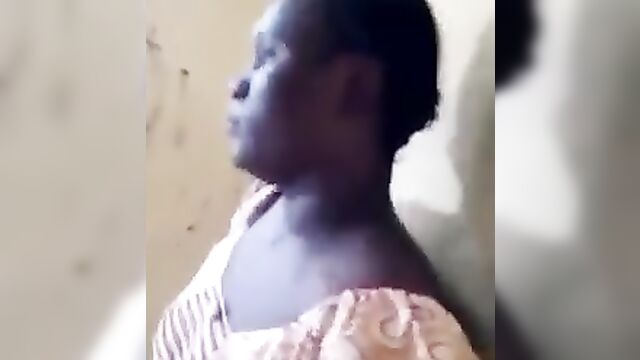 Naked real Hausa man caught cheating with married woman (Shocking Video) - 4 image
