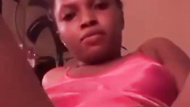 Pussy Exposed On Camera As Ex Boyfriend Leaks Pussy Nude Video Of Girlfriend After Break Up