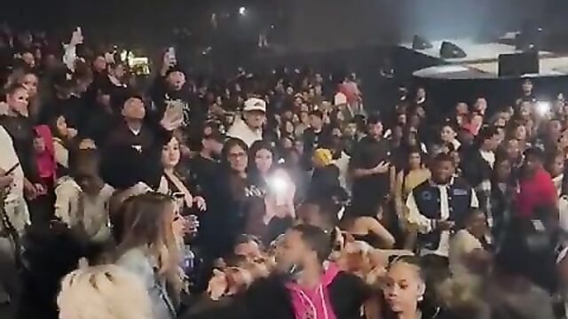 Big Boobs Pop Out In Public As 3 Girls Get Caught Fighting 2 Vs 1 In A Rod Wave Concert