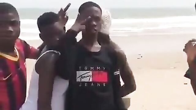 Ghanaian SHS Student Caught Squeezing Breasts On The Beach In Public