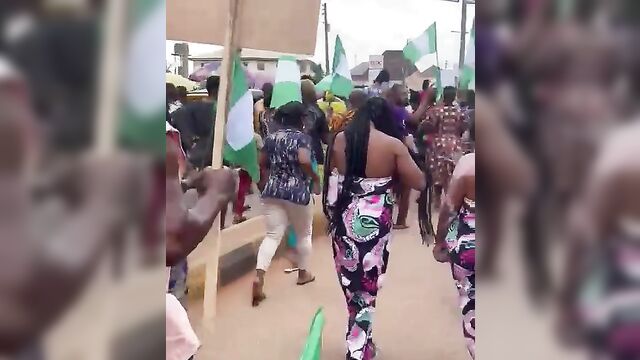 Naked Girls Protesting In Public Against Cult Killings In Awka, Anambra State, Nigeria - Part 3 - 3 image
