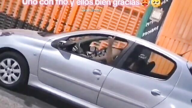 Crazy Couple Caught Having Sex In The Car In Public - 5 image