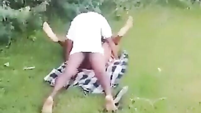 South African Couple Caught Having Sex In The Bush In Public - 4 image