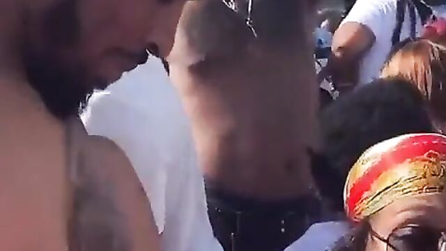 Eating pussy and blow job sex in public at a party - 1 image