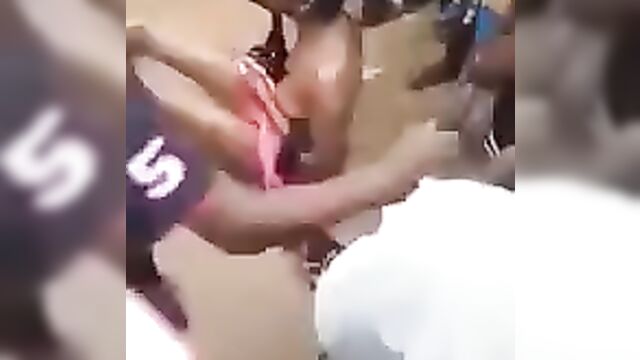 African woman stripped naked and publicly beaten for alleged kidnapping in Nigeria - 1 image