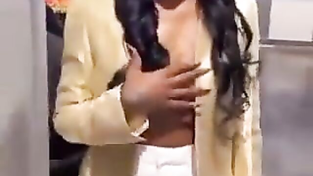Boobs Out In Public As Nigerian Singer, Tiwa Savage, Steps Out Half Naked For An International Event - Part 2