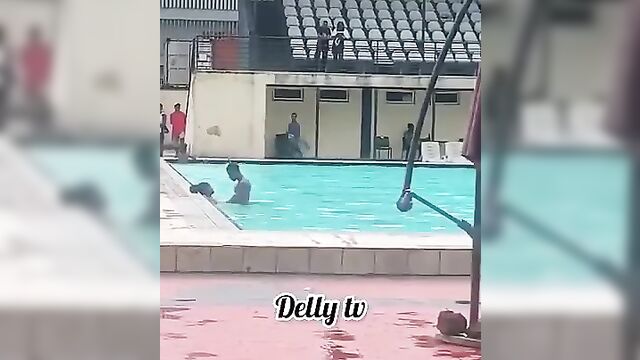 African Couple Caught Having Sex In The Pool In Public - 2 image