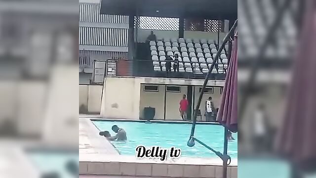 African Couple Caught Having Sex In The Pool In Public - 5 image