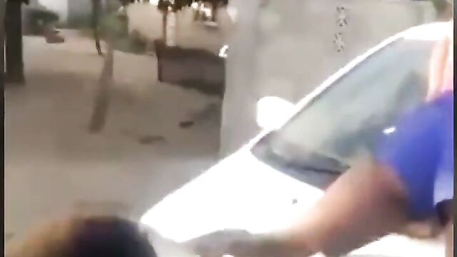 He couldn’t eat her pussy because her pussy was smelling - 5 image