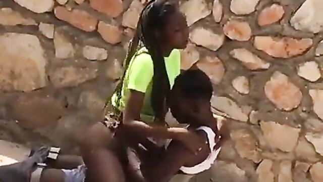 Legon Student Fucking Girlfriend With Big Nyash On A Chair In Public - 4 image