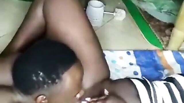 Ghanaian Guy Eating Pussy And Drinking Squirt - 1 image