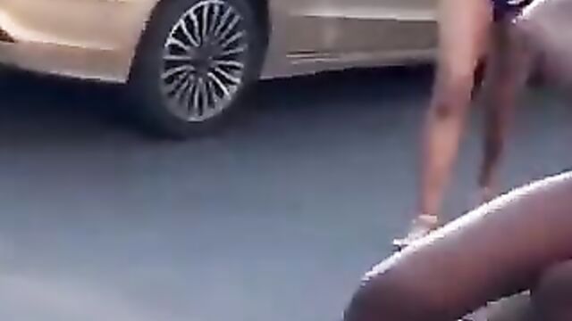 Breasts Pop Out As Pregnant Woman Gets Caught Fighting In Public – Part 1 - 3 image