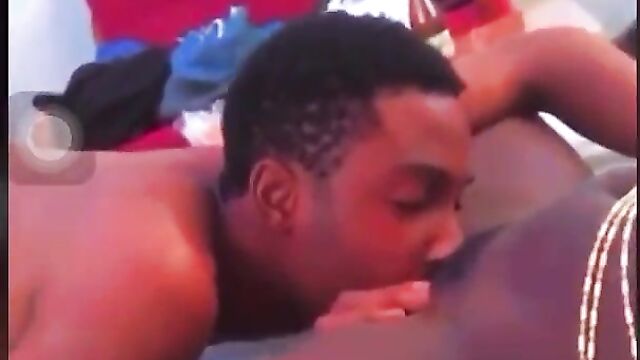 Ghanaian Guy Sucking Toto And Breasts Of Naked African Girlfriend – Part 1 - 4 image