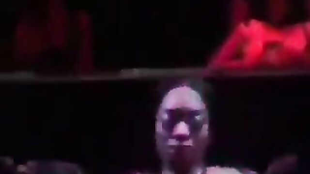 Toto On Fire At The Club - 5 image