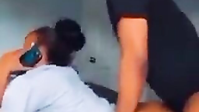 He fucked her brains out while she was on phone with her boyfriend - 3 image