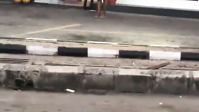 Woman Strips Naked And Runs Mad In Public In Lagos - 5 image