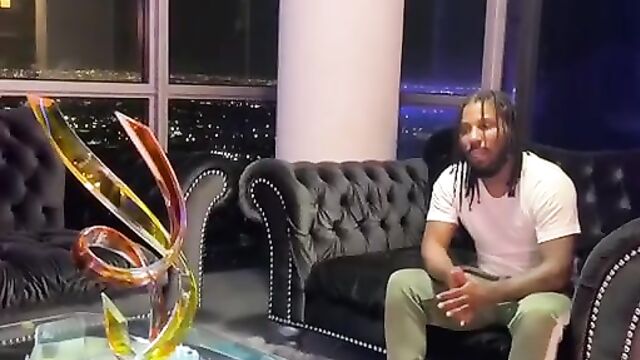 Big ass side chick serves boyfriend a bottle of wine between her booty cheeks! - 1 image