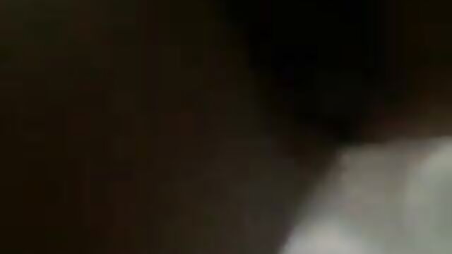 SHS Student caught fingering herself and rubbing her pussy in class - 3 image