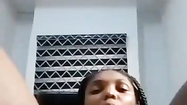 Akwa Ibom University Student Masturbation Video Sex Tape - 1 image
