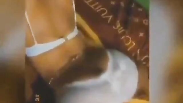Olosho Girl with big ass twerking with only panties to Nigerian music - 1 image