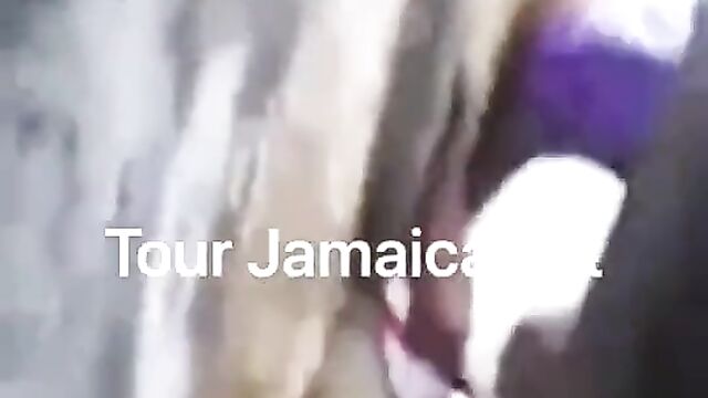 Jamaican School Girl With Big Ass Caught Chopping Her Boyfriend In An Uncompleted Building - 1 image