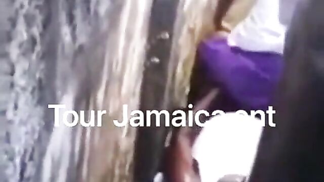 Jamaican School Girl With Big Ass Caught Chopping Her Boyfriend In An Uncompleted Building - 3 image