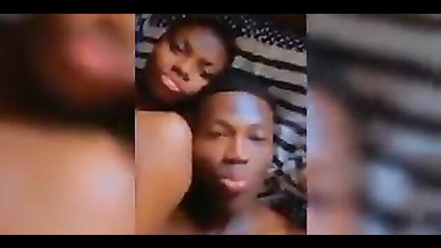Spoilt SHS Students Blow Job Sex Tape - 1 image
