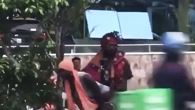 Mad Couple Caught Having Sex Doggy Style On Road Divider In Broad Daylight! - 5 image