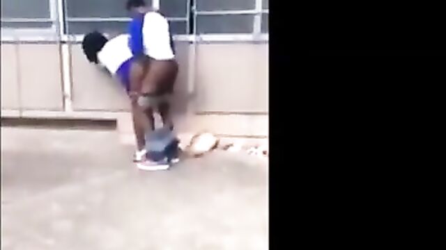 2 students caught pants down having sex outside the school - 1 image