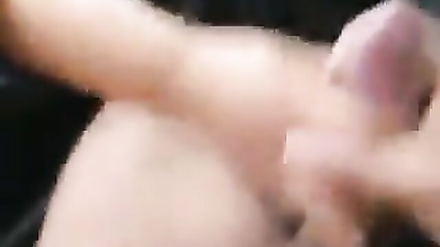 Lady masturbating her boyfriend through his car window - 3 image