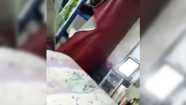 Leaked nude video of whore that she mistakenly uploaded to her WhatsApp status - 5 image