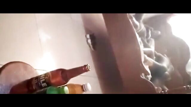 4 MUBS female students caught chopping one male student - 1 image