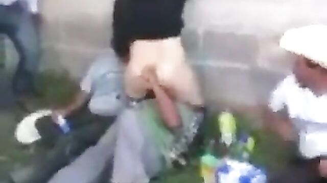 Man eating pussy of girlfriend with big ass in public and cheered on by onlookers - 1 image