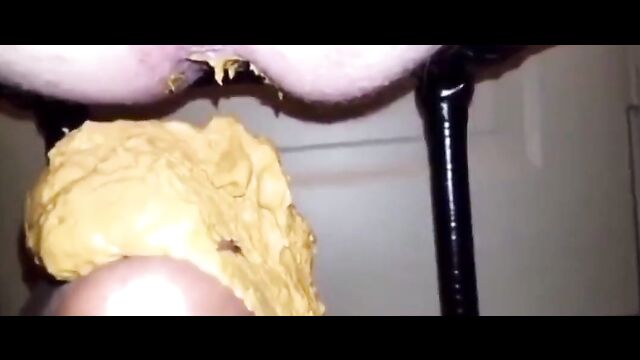 Dubai Porta Potty Crazy Video Reloaded - 5 image