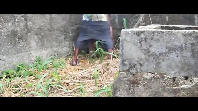 Tenant Caught Chopping Landlord’s Wife In The Bush - 4 image