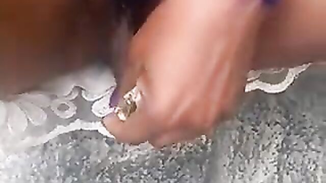 Runs girl shows off her pussy to passersby in public for one dollar! - 4 image