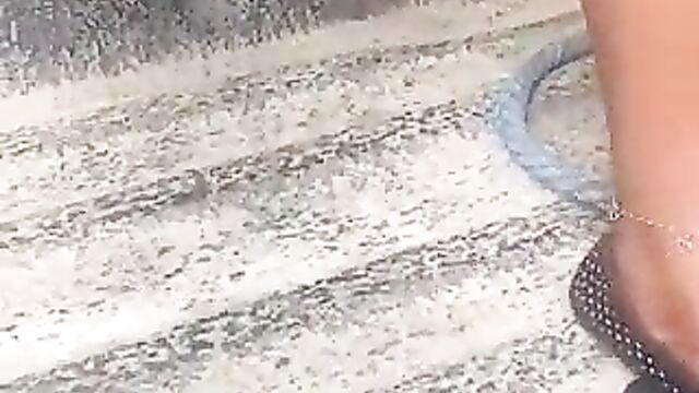 Runs girl shows off her pussy to passersby in public for one dollar! - 5 image