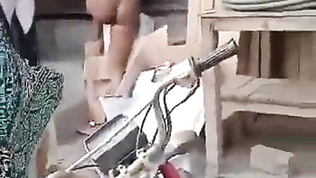 2 Women Stripped NAKED and Beaten Allegedly for Stealing in Faisalabad, Pakistan