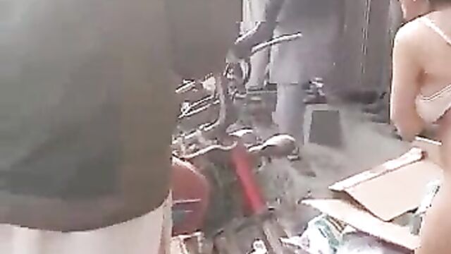 2 Women Stripped NAKED and Beaten Allegedly for Stealing in Faisalabad, Pakistan - 5 image