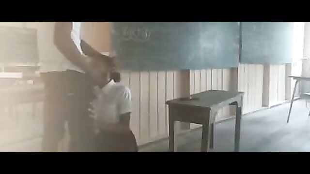 Student caught giving teacher blow job in the classroom - 5 image